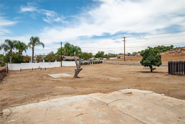 19482 Ray ave, Riverside, CA 92508