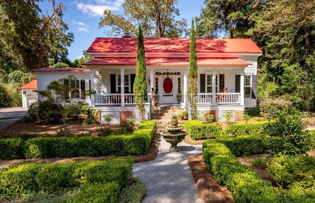 1303 Wichman Street, Walterboro, SC 29488