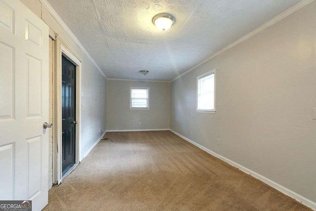 2576 wood valley Drive, East Point, GA 30344