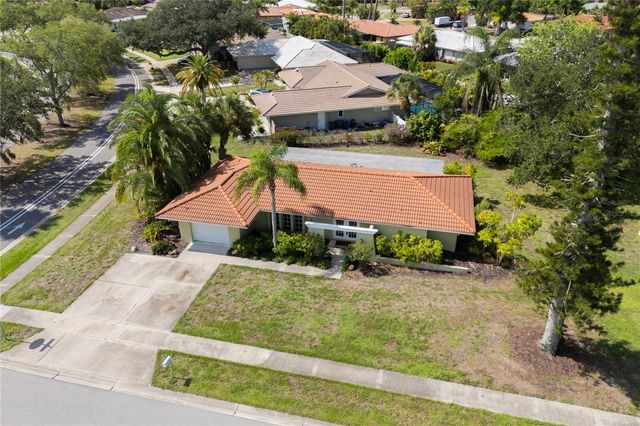 7411 DICKENS DRIVE, Sarasota, FL 34231