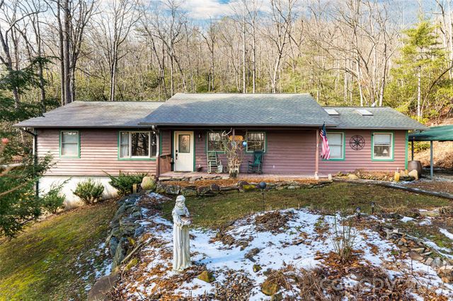 19 Forge Drive, Mills River, NC 28759