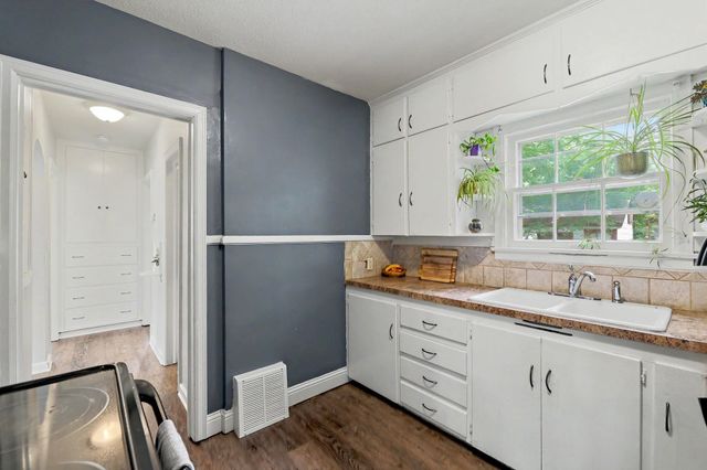 2017 S Pershing St, Wichita, KS 67218