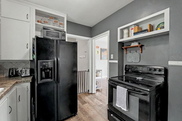 2017 S Pershing St, Wichita, KS 67218