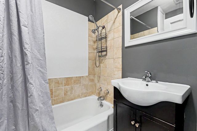 2017 S Pershing St, Wichita, KS 67218