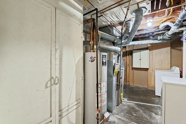 2017 S Pershing St, Wichita, KS 67218