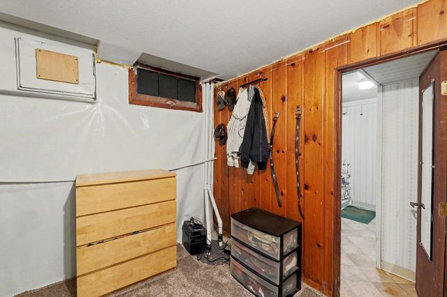 2017 S Pershing St, Wichita, KS 67218