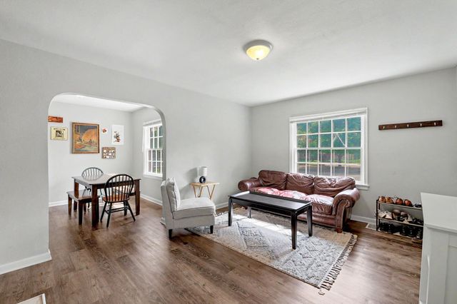 2017 S Pershing St, Wichita, KS 67218