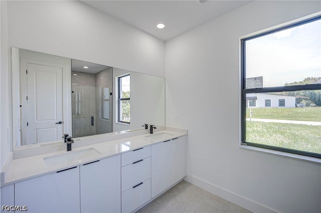 3500 33rd ST SW, Lehigh Acres, FL 33976