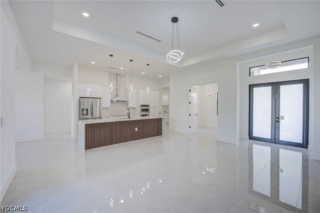 3500 33rd ST SW, Lehigh Acres, FL 33976