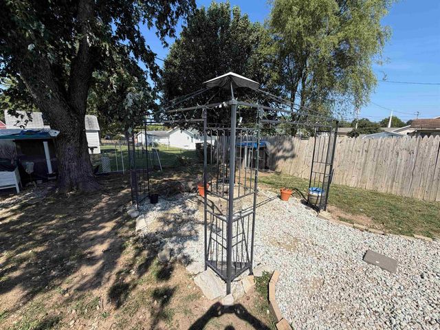 2305 J Street, Bedford, IN 47421