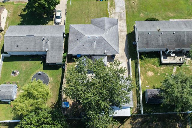 2305 J Street, Bedford, IN 47421