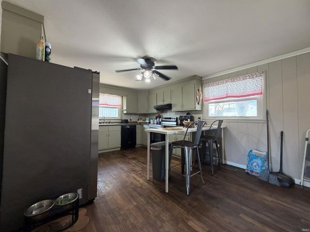 2305 J Street, Bedford, IN 47421