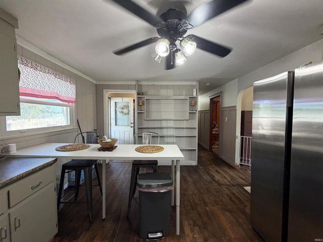 2305 J Street, Bedford, IN 47421