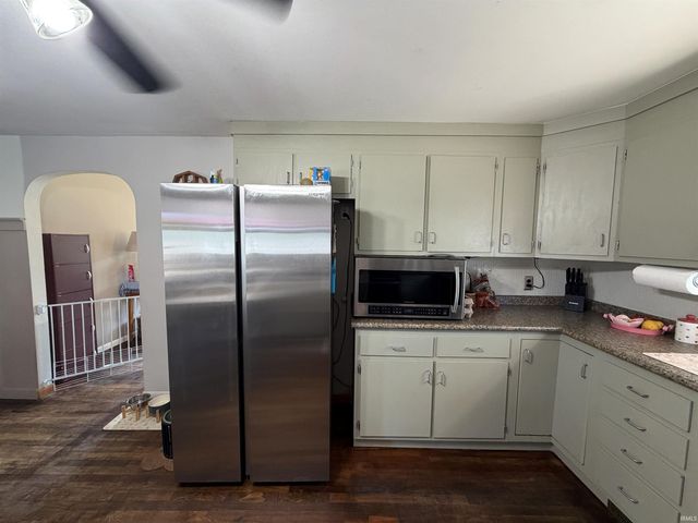 2305 J Street, Bedford, IN 47421