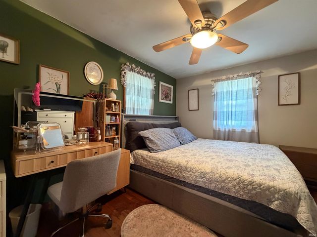 2305 J Street, Bedford, IN 47421