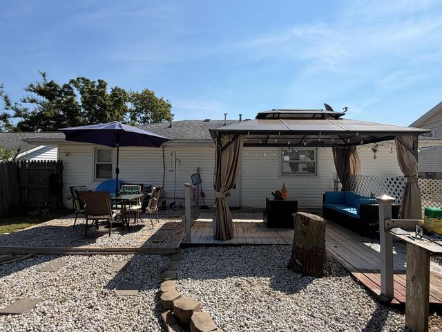 2305 J Street, Bedford, IN 47421