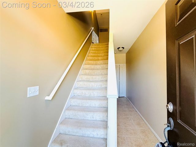 2395 Knollwood Drive, Canton Charter Township, MI 48188