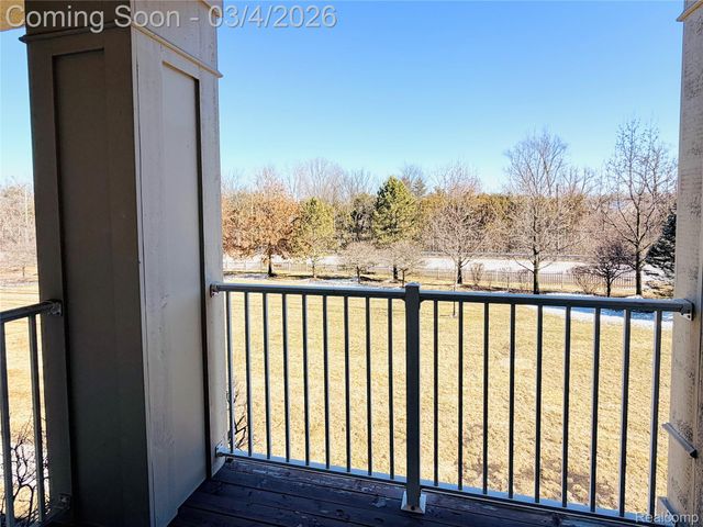 2395 Knollwood Drive, Canton Charter Township, MI 48188