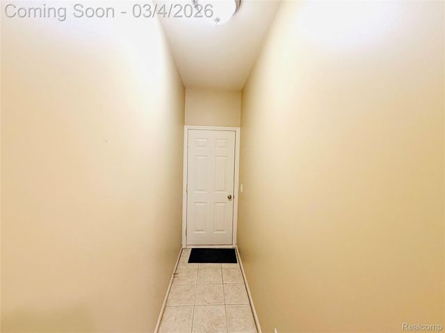 2395 Knollwood Drive, Canton Charter Township, MI 48188