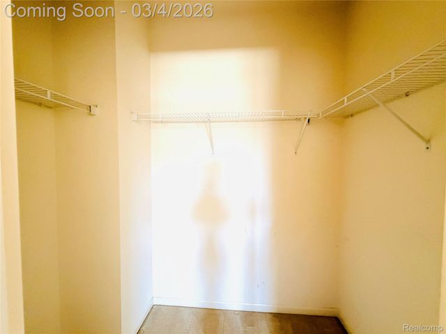 2395 Knollwood Drive, Canton Charter Township, MI 48188