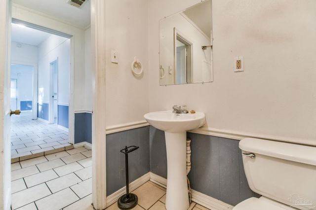 812 N D St, Pensacola, FL 32501