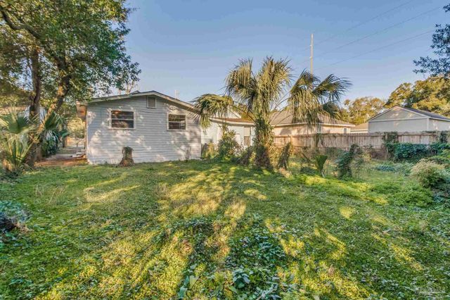 812 N D St, Pensacola, FL 32501