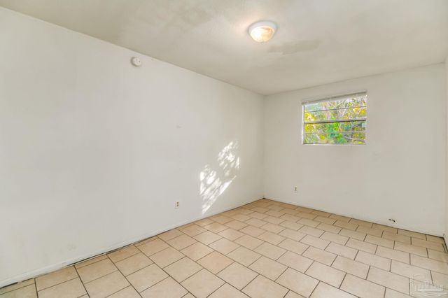 812 N D St, Pensacola, FL 32501