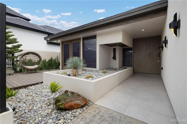 1808 S Middleton Street, Edinburg, TX 78539