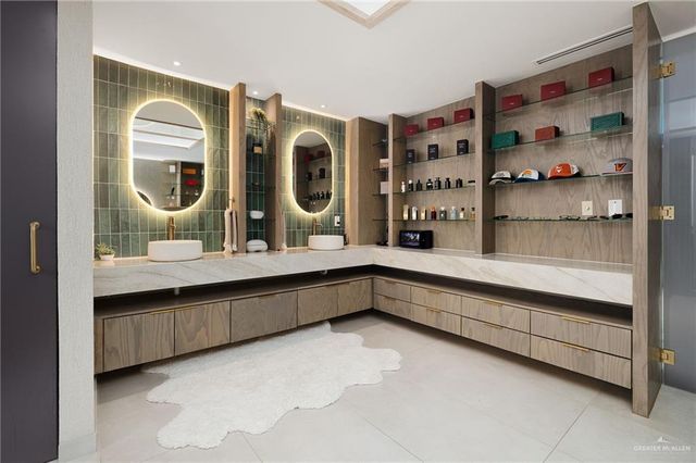 1808 S Middleton Street, Edinburg, TX 78539