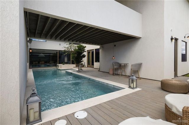 1808 S Middleton Street, Edinburg, TX 78539