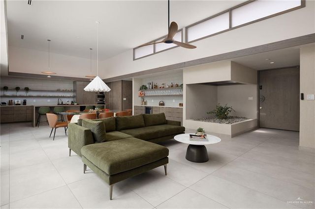 1808 S Middleton Street, Edinburg, TX 78539