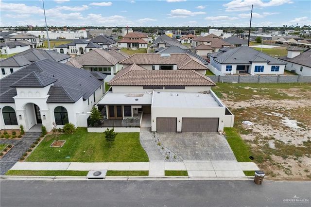 1808 S Middleton Street, Edinburg, TX 78539