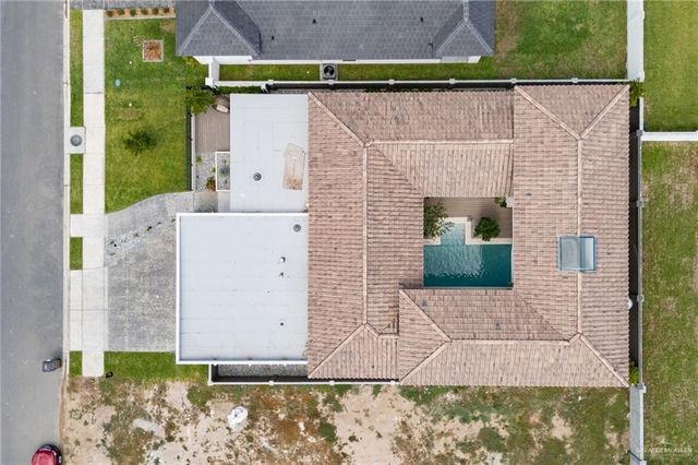 1808 S Middleton Street, Edinburg, TX 78539