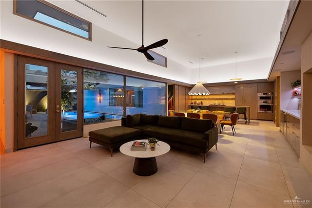 1808 S Middleton Street, Edinburg, TX 78539