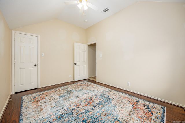 8807 Brae Crest Dr, San Antonio, TX 78249