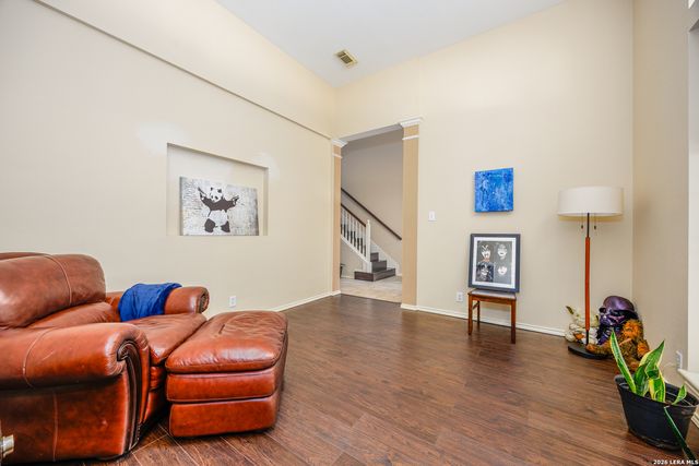 8807 Brae Crest Dr, San Antonio, TX 78249