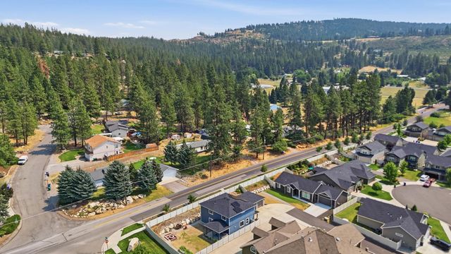 1407 S Khinda Ct, Spokane Valley, WA 99212