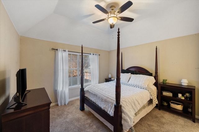 1819 Lakes Edge Boulevard, Mansfield, TX 76063