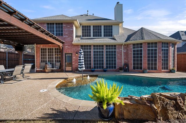 1819 Lakes Edge Boulevard, Mansfield, TX 76063