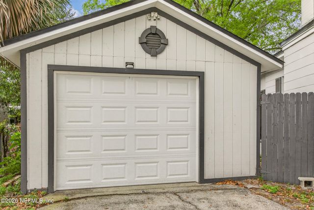 6258 ALEXON Drive, Jacksonville, FL 32210