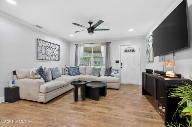 6258 ALEXON Drive, Jacksonville, FL 32210