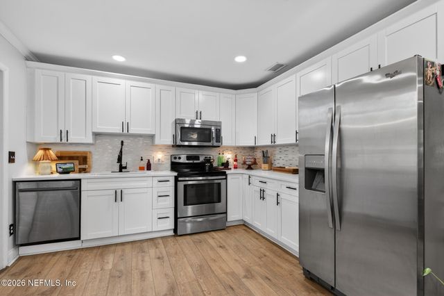 6258 ALEXON Drive, Jacksonville, FL 32210