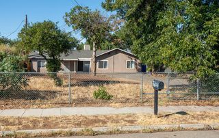 4731 E Turner Avenue, Fresno, CA 93702