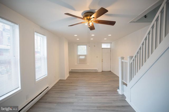 2000 S AVONDALE ST, Philadelphia, PA 19142