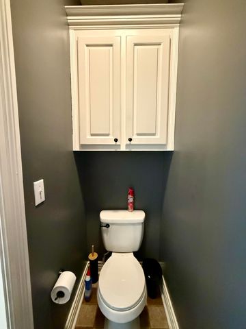 1281 Elks Lake Rd., Hattiesburg, MS 39401