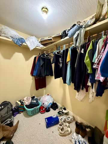 1281 Elks Lake Rd., Hattiesburg, MS 39401