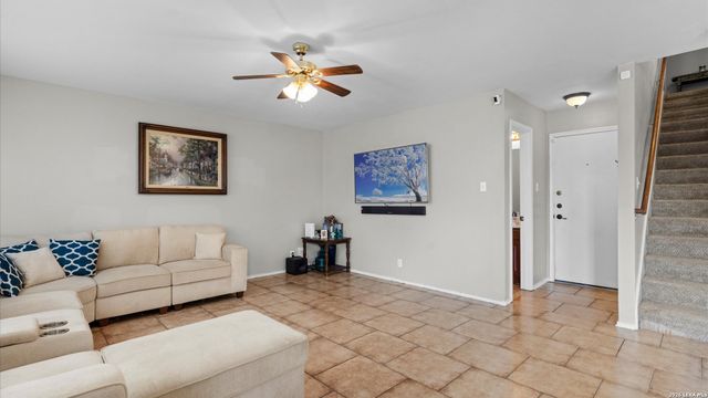 1015 TIGER PATH, San Antonio, TX 78251