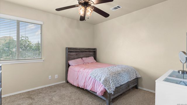 1015 TIGER PATH, San Antonio, TX 78251