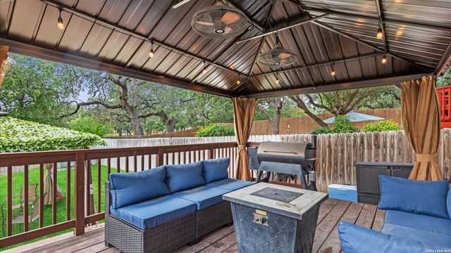 1015 TIGER PATH, San Antonio, TX 78251