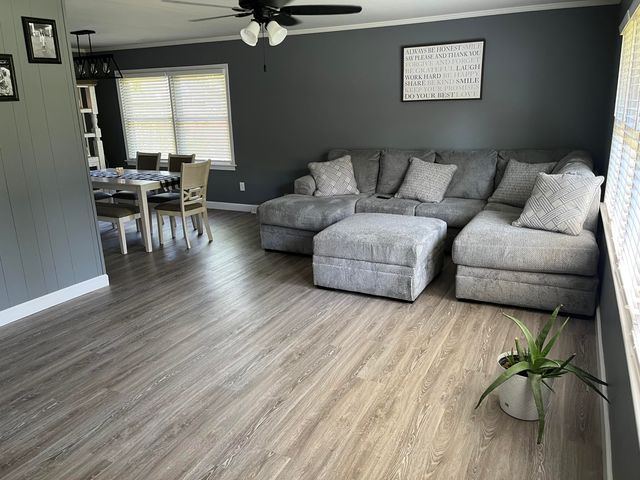 6740 Greenfield Drive, Paducah, KY 42003